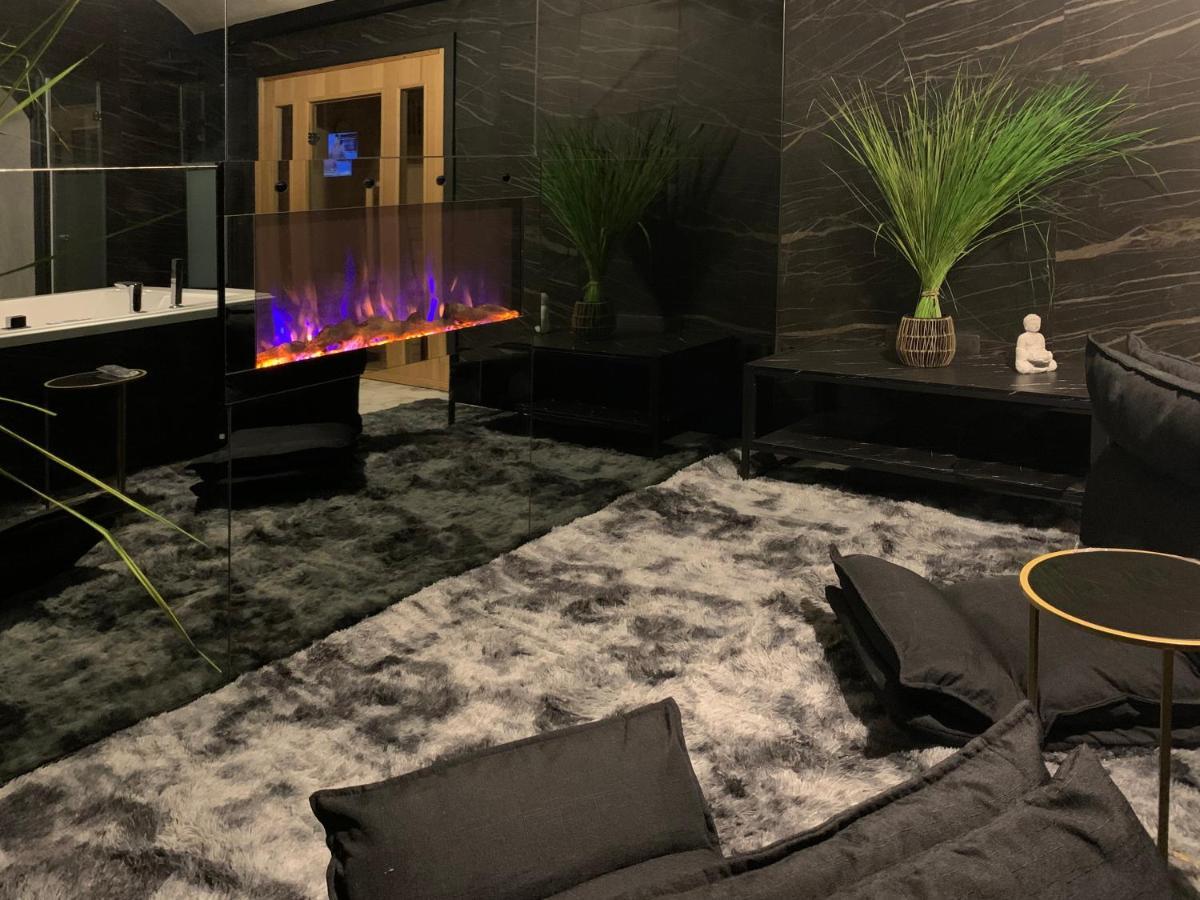 Romantic Wellness Apartment Colosseo エクステリア 写真