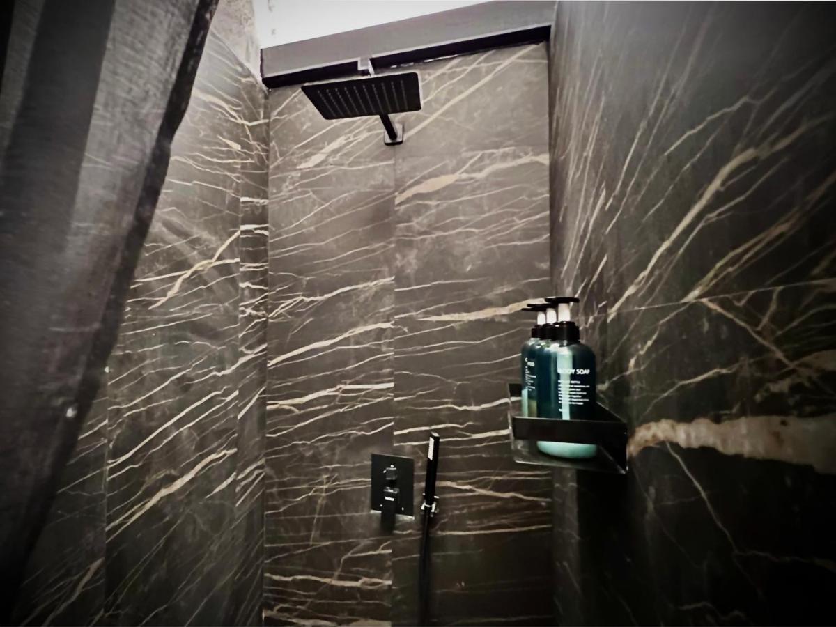 Romantic Wellness Apartment Colosseo エクステリア 写真
