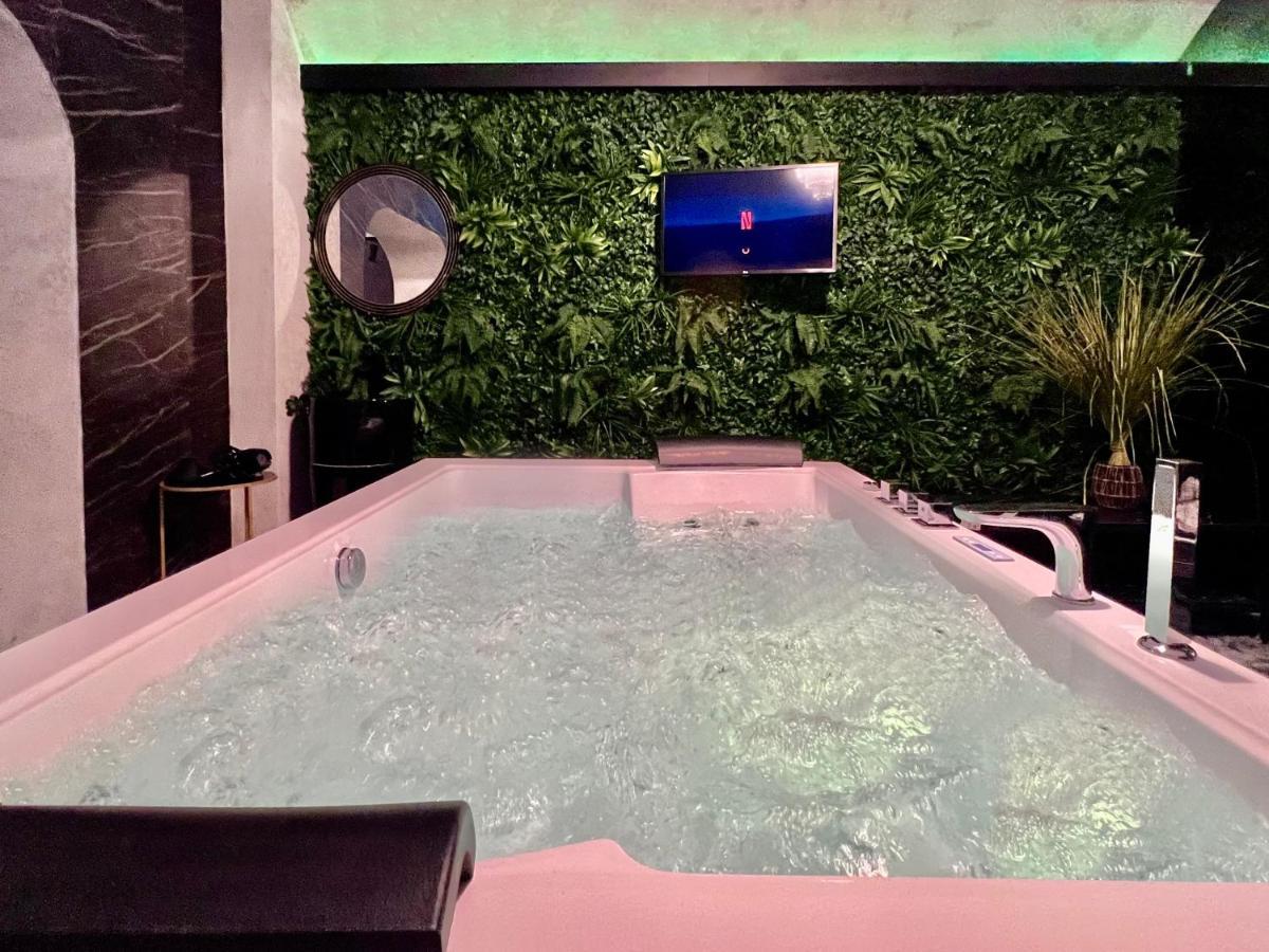 Romantic Wellness Apartment Colosseo エクステリア 写真