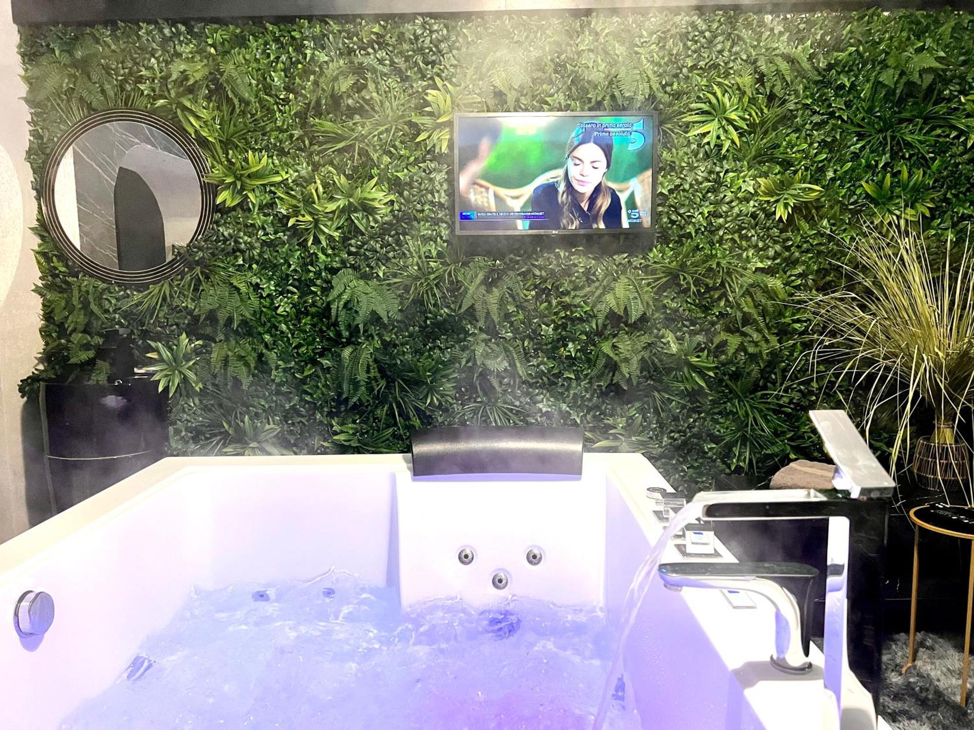 Romantic Wellness Apartment Colosseo エクステリア 写真